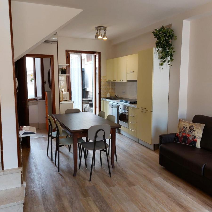 Matteotti House Apartment Bardolino Exterior photo